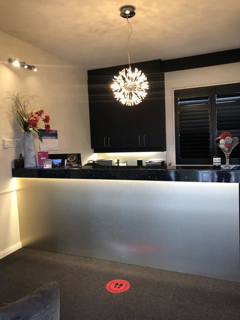 Abbotsleigh Motor Inn - Tourism Gold Coast 1