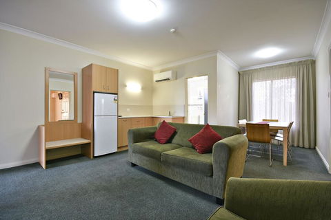Abel Tasman Motor Inn - Tourism Gold Coast 2