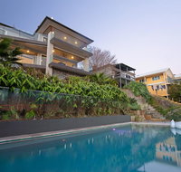 Absolute Waterfront Lakehouse Fishing Point Waterfront Pool Jetty - Gold Coast