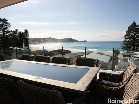 Absolutely Avoca - 114a Avoca Drive, Avoca Beach - Tourism Gold Coast 0