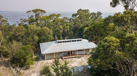 Acacia Lakehouse - The Lake At Your Doorstep - Tourism Gold Coast 0