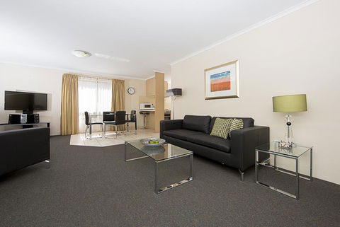 Accommodate Canberra - Kingston Court - Tourism Gold Coast 0