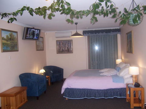Adelaide Hills B&B Accommodation - Gold Coast 3