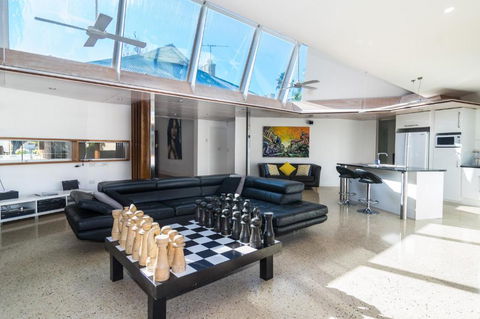 Dulwich House - Tourism Gold Coast 2