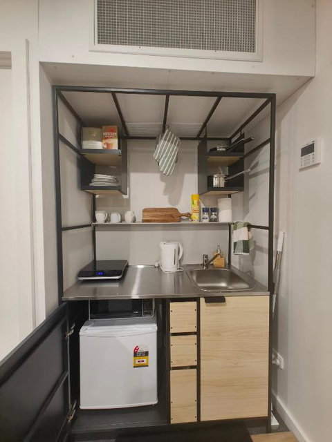 Entire Studio Apartment - Self Check-in - Tourism Gold Coast 3