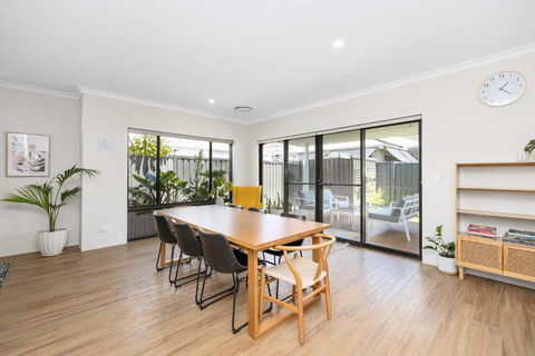 Family Friendly Close 2 Airport, Optus, Crown & City - Tourism Gold Coast 4