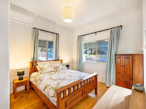 Family Friendly Cozy 4BR House At Annerley - Tourism Gold Coast 3