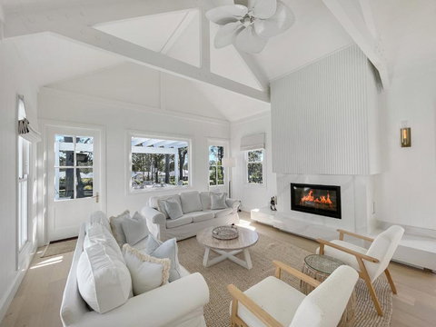 Farmhouse Hunter Valley - Gold Coast 3