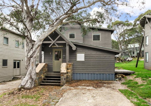 Feathertop - Gold Coast 0