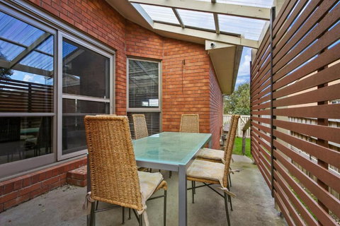 Fern Rest - Gold Coast 4