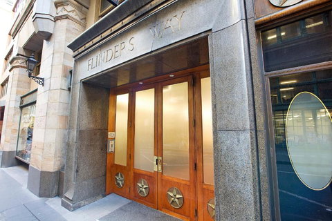 Flinders Lane Superior Studio Apartment - Gold Coast 0