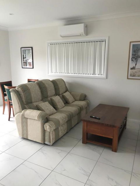 Fragrant Home-68A Brand New 2 Rooms House With Beautiful Private Garden And Entrance,5G Wifi - Tourism Gold Coast 4
