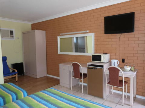 Fullarton Motor Lodge - Tourism Gold Coast 2