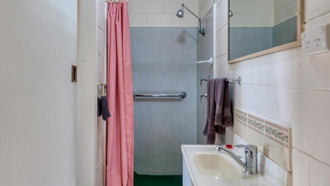 Golden Peak Motel PeakHill - Gold Coast 3