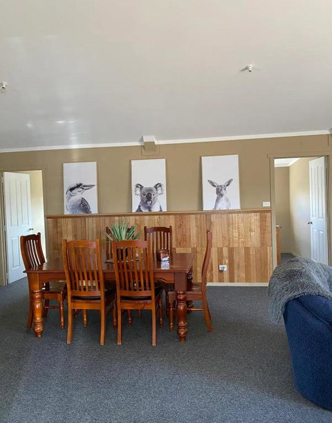Great Lakes Wilderness Three Bedroom Home - Tourism Gold Coast 1