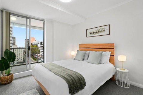 HELP1 - Chatswood Charm Central Apartment Near Station - Tourism Gold Coast 2