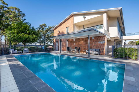 Hawkesbury Race Club Motel - Tourism Gold Coast 3