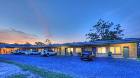 Hilldrop Motor Inn - Tourism Gold Coast 3