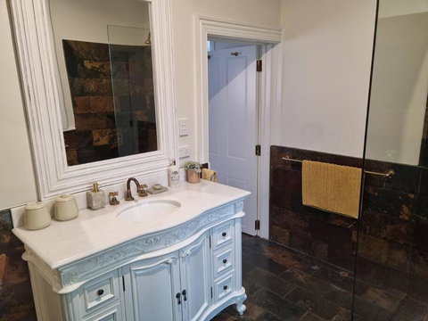 Historic Mintaro Post Office - Tourism Gold Coast 1