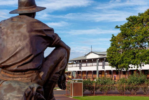 Hotel Cunnamulla - Tourism Gold Coast 2