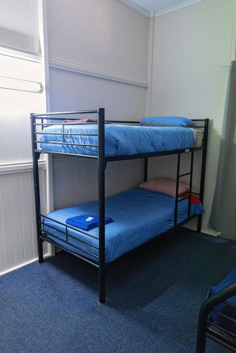 Hotel Metropole Proserpine - Tourism Gold Coast 3