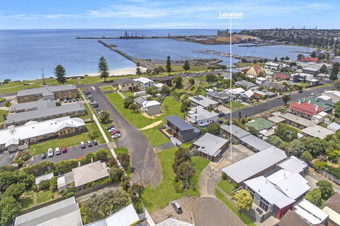 Admella Motel - Tourism Gold Coast 3