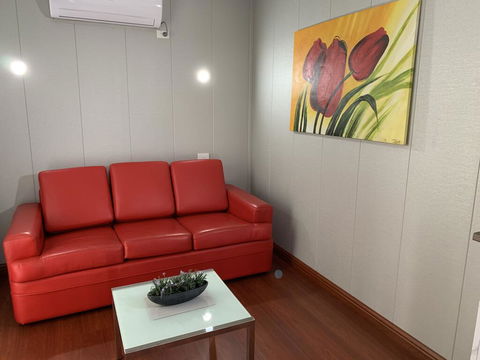 Albion Hotel - Motel Finley - Tourism Gold Coast 1