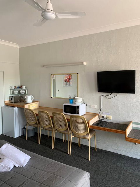 Alluna Motel - Tourism Gold Coast 3