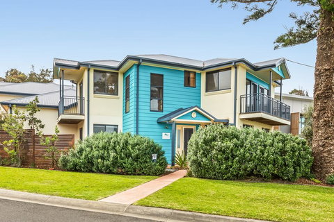 Allure - On Seven Mile Beach Gerroa - Tourism Gold Coast 1