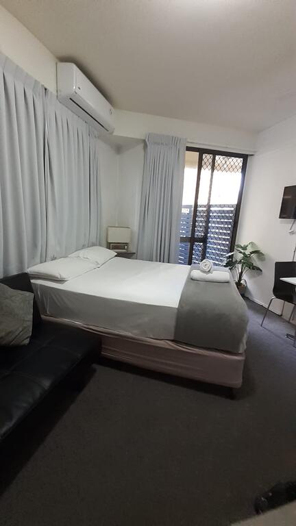 Aloha Surfers Paradise! - Tourism Gold Coast 3