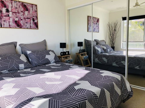 Amazing Apartment Ocean Views And Hot Tub On Balcony - Coolangatta - Tourism Gold Coast 1
