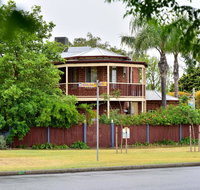 Anchorage Guest House and Self-contained Accommodation - Gold Coast