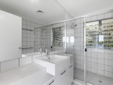 Andari Holiday Apartments - Gold Coast 2