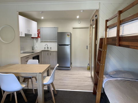 Aneeki Ski Lodge - Tourism Gold Coast 3