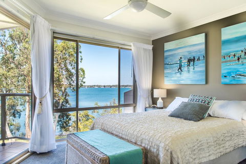 Anne's Waterfront Haven B&B - Tourism Gold Coast 0