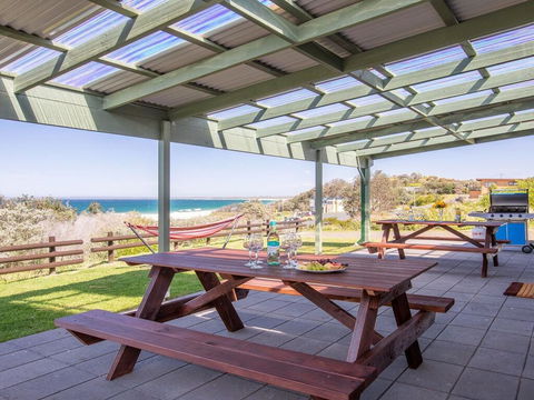 Antonio's Paradise - Spectacular Views Over Warrain Beach - Tourism Gold Coast 0