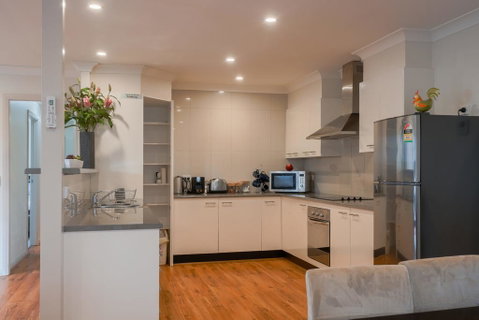 Apartments On Allingham - Tourism Gold Coast 1