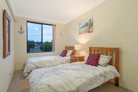 Apollo Unit 8 - Tourism Gold Coast 1