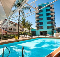 Aqualine Apartments On The Broadwater - Tourism Gold Coast