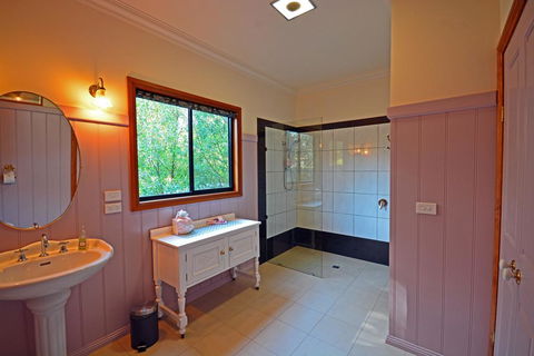 Araluen Park Cottages - Tourism Gold Coast 1