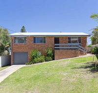 Argyle Cottage' 41 Argyle Avenue - great family home for holidays - Tourism Gold Coast
