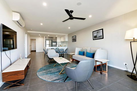 Arise Hedge - Gold Coast 3
