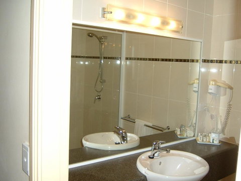 Armidale Pines Motel - Tourism Gold Coast 1