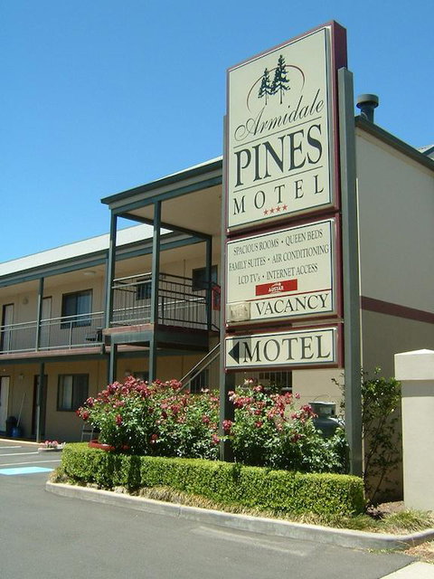 Armidale Pines Motel - Tourism Gold Coast 3