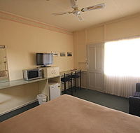 Aromet Motor Inn - Tourism Gold Coast
