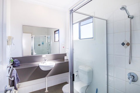 Ascot Lodge Motor Inn - Tourism Gold Coast 2