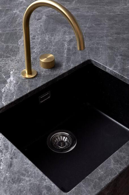 Luxurious Family Retreat - Gold Coast 3