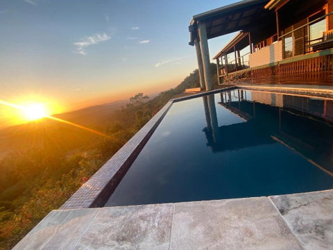 Luxurious Hinterland Guest House With HEATED POOL Sleeps 10 Brisbane Scenic Rim Gold Coast - Tourism Gold Coast 3