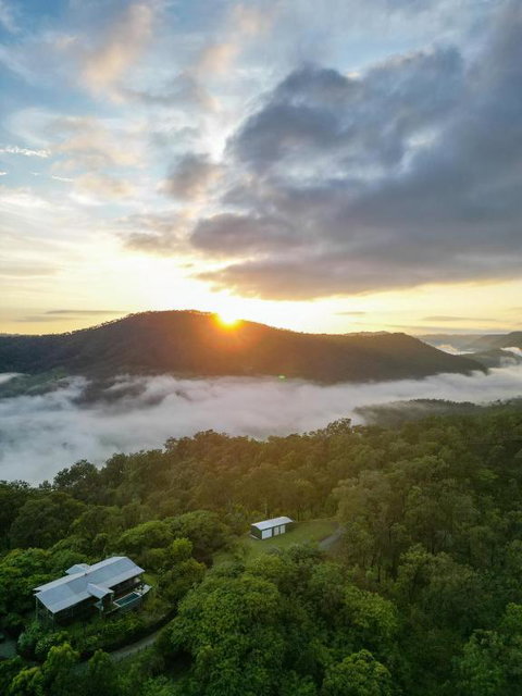 Luxurious Hinterland Guest House With HEATED POOL Sleeps 10 Brisbane Scenic Rim Gold Coast - Tourism Gold Coast 0