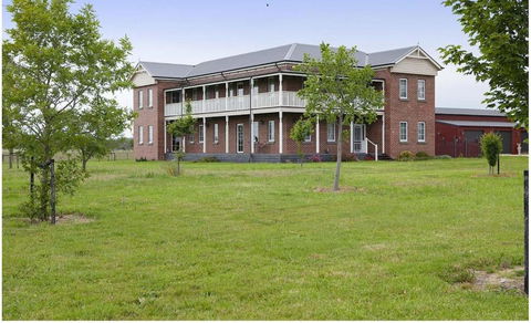 Luxury Pennsylvania Farm House In Langlang Town - Tourism Gold Coast 0